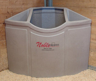 Noble Panels & Gates Corner Feeder