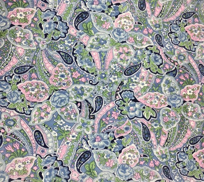 Wyoming Traders Men's Paisley Frontier Calico Silk Scarf