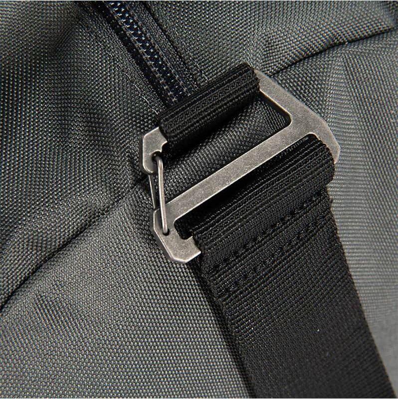 Carhartt 40-L Classic Round Duffel in Black