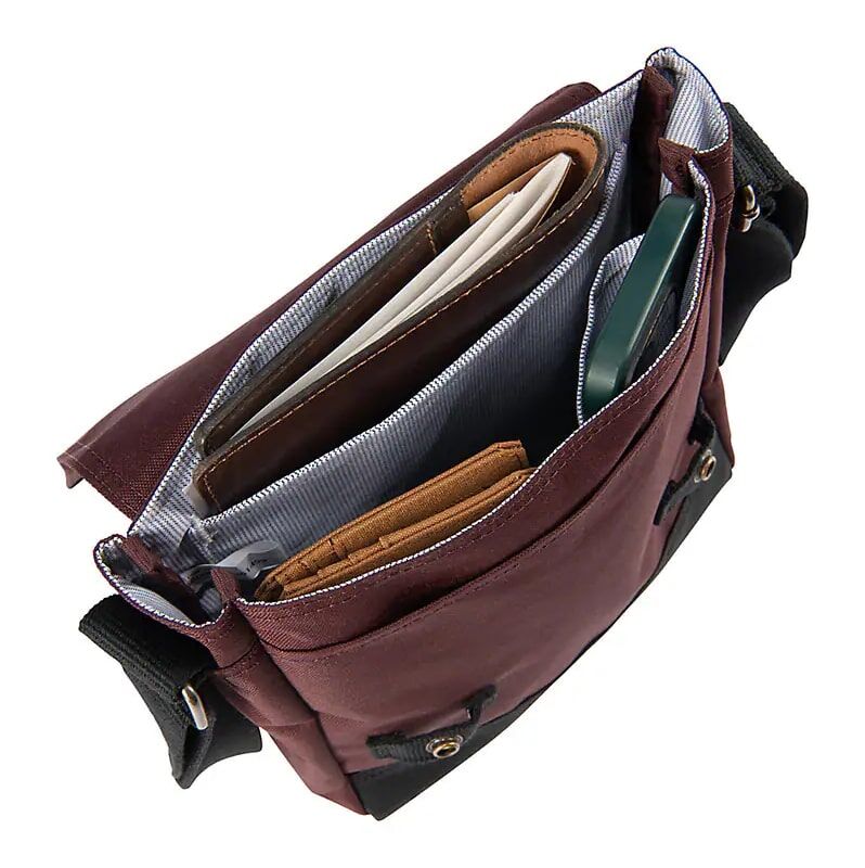 Carhartt Cross Body Snap Bag in Port