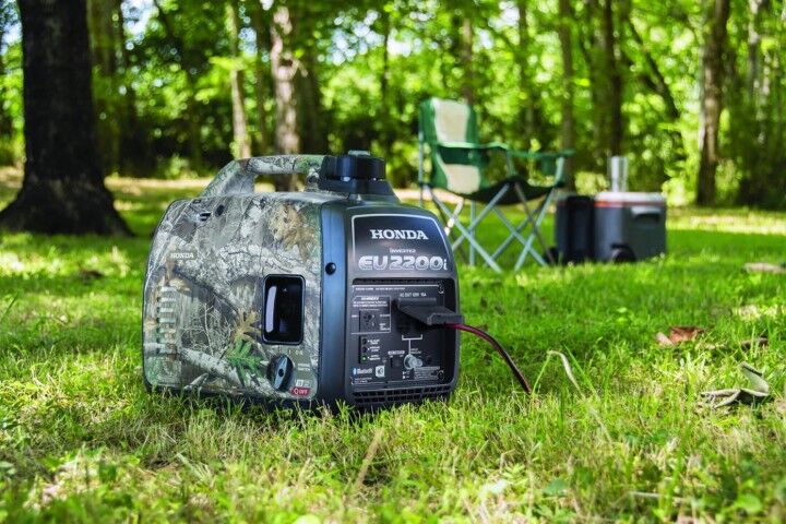Honda Camo 2200 watt 120V Inverter Generator with CO-MINDER
