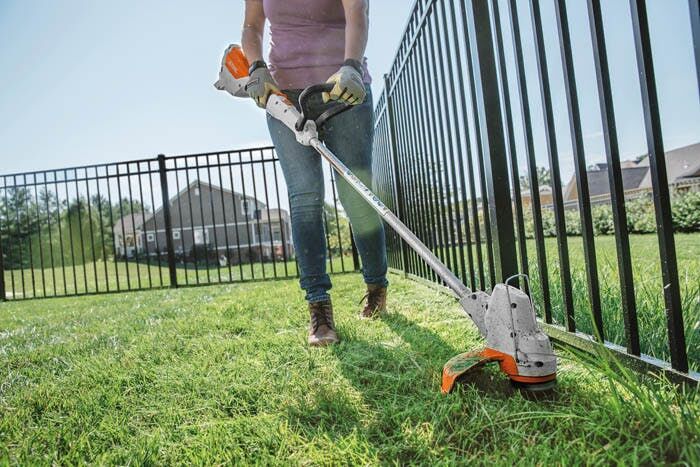 Stihl FSA 57 Line Trimmer with AK 10 Battery & AL 101 Charger