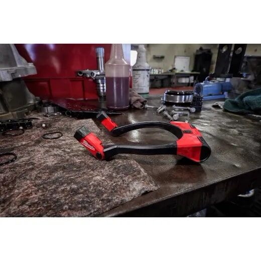 Milwaukee REDLITHIUM USB 400L Neck Light