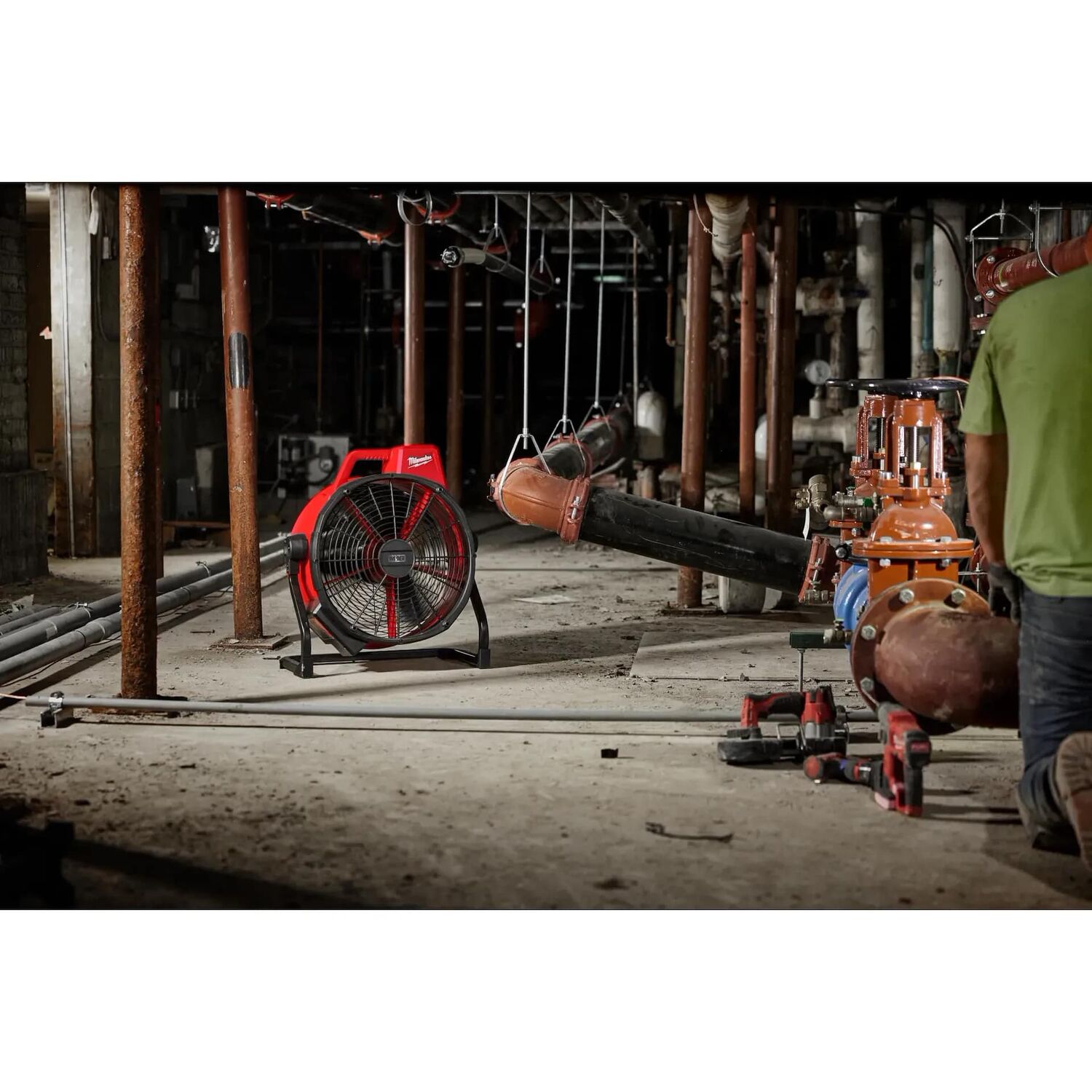 Milwaukee M18 Brushless 18-In Fan