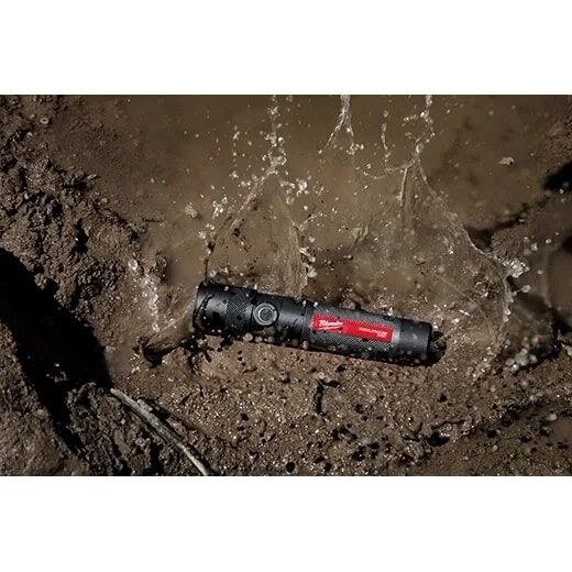 Milwaukee RedLithium USB Rechargeable Twist Focus Flashlight, 1100-Lm