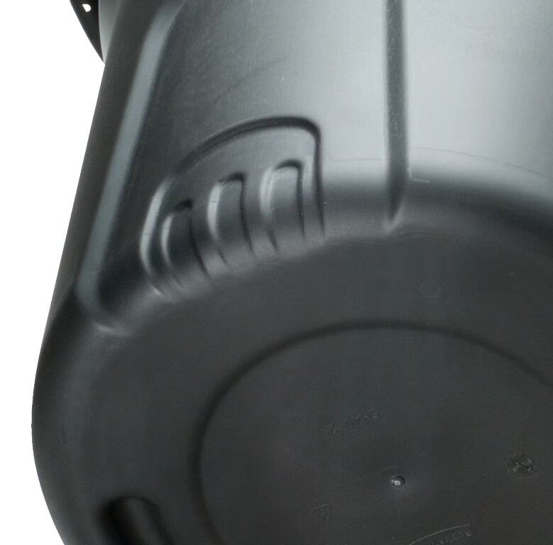 Rubbermaid Roughneck Black Non-Wheeled Trash Can, 32-Gal